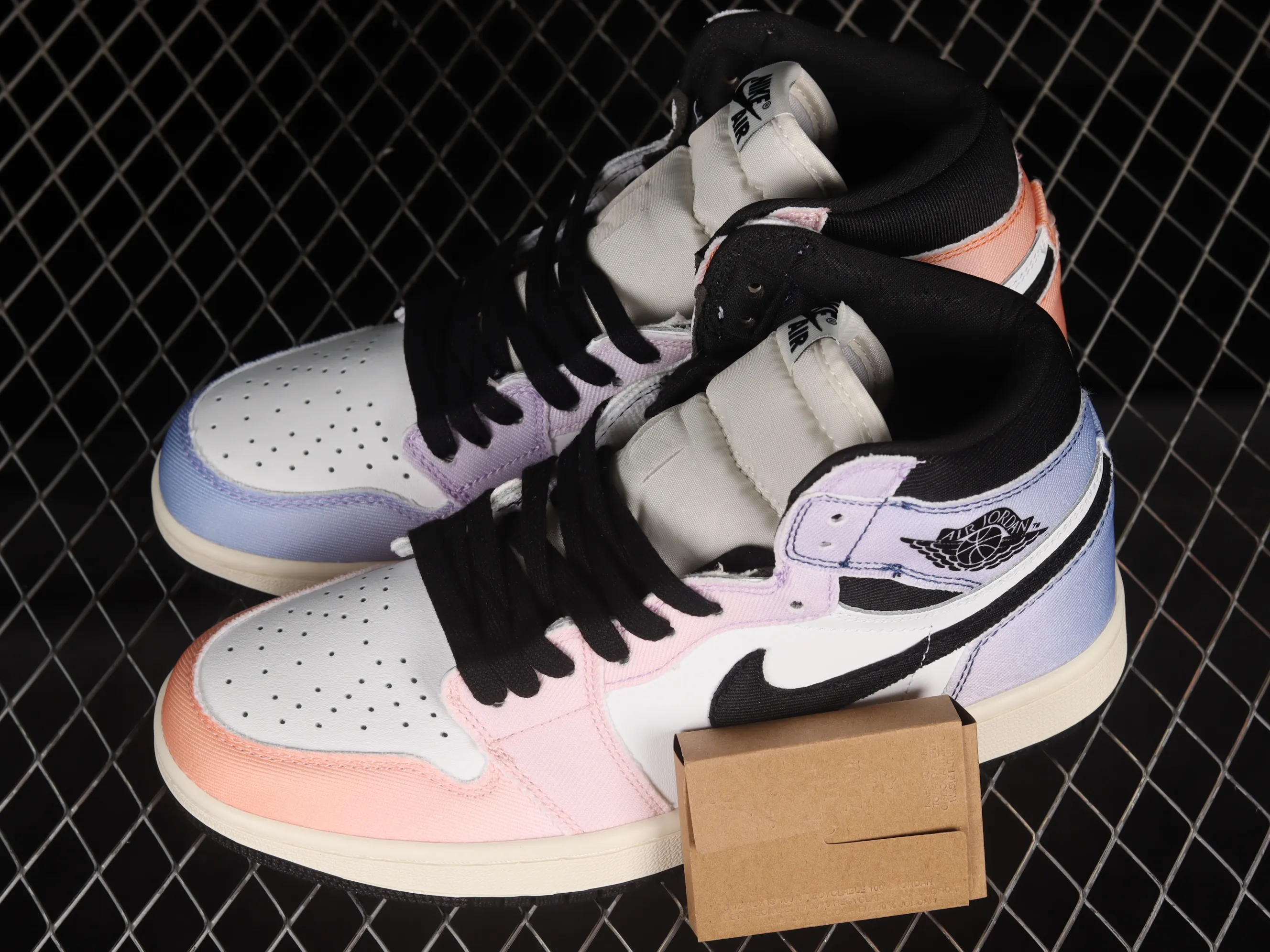 All categories Air Jordan Jordan series basketball shoes Air Jordan 1 High cost-effective version Air Jordan 1 High OG "Skyline" AJ1 Jordan 1 denim high-top basketball shoes DX0054-805